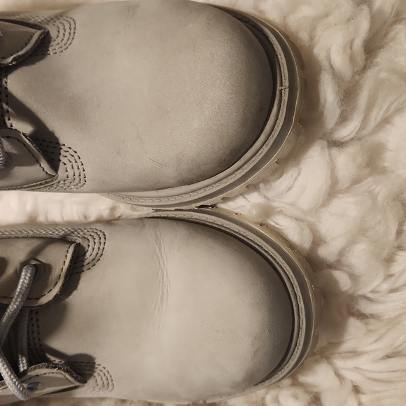Timberland 6" Boots Womens (8) - Picture 3 of 14